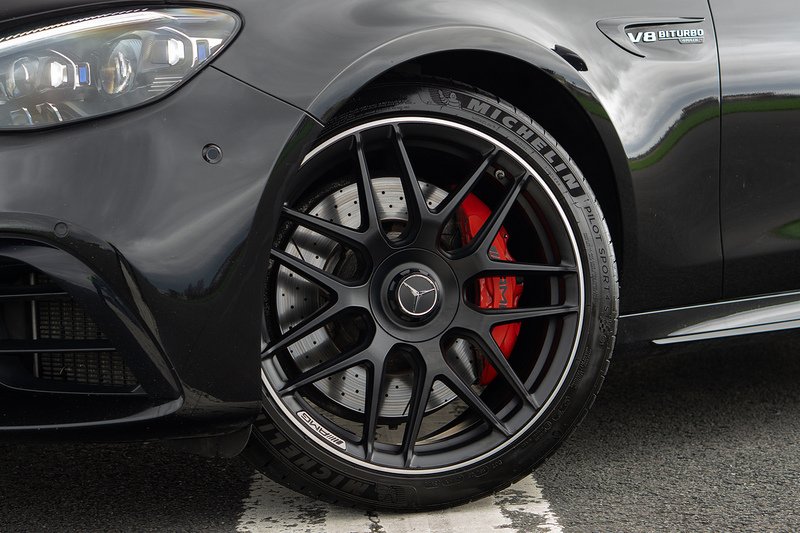 Mercedes-Benz E Class E63 V8 BiTurbo AMG S Night Edition - U1591