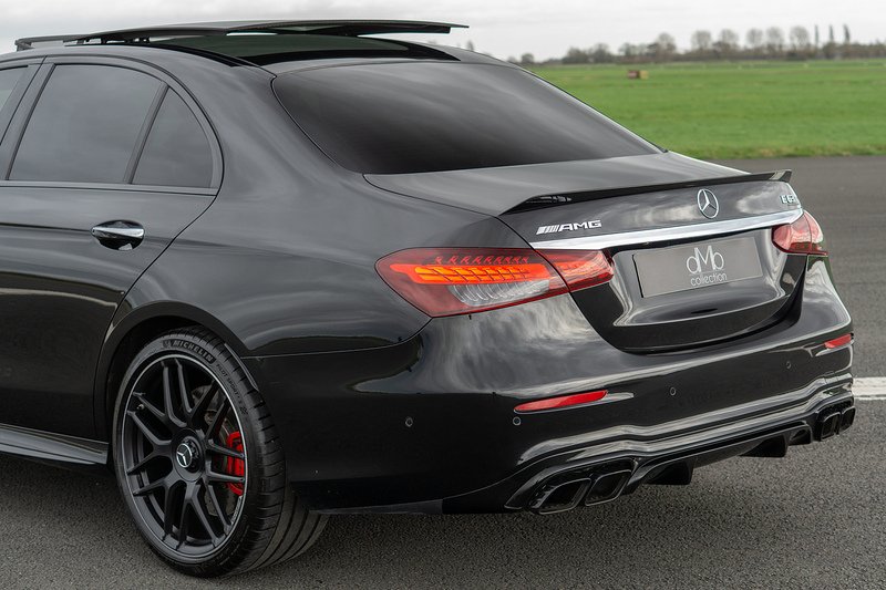 Mercedes-Benz E Class E63 V8 BiTurbo AMG S Night Edition - U1591