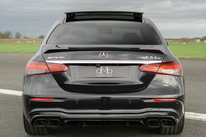 Mercedes-Benz E Class E63 V8 BiTurbo AMG S Night Edition - U1591