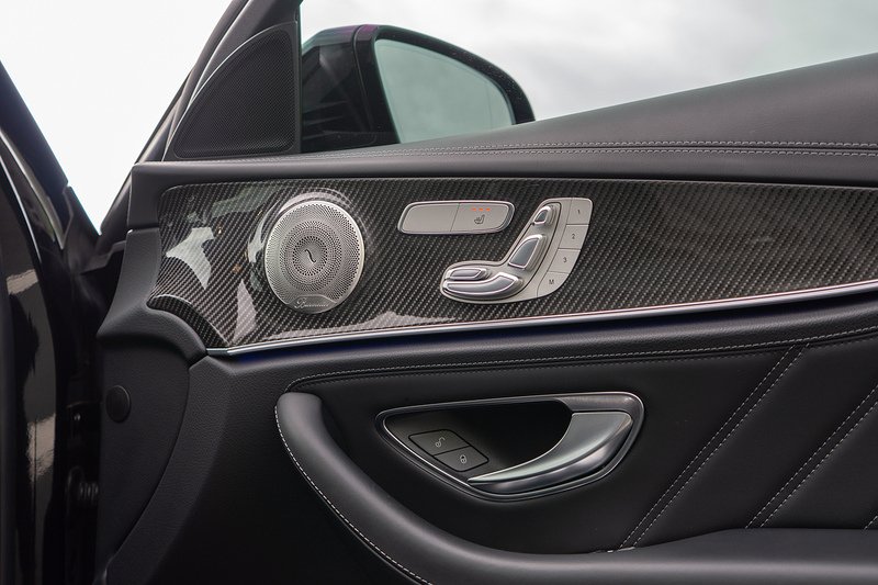 Mercedes-Benz E Class E63 V8 BiTurbo AMG S Night Edition - U1591
