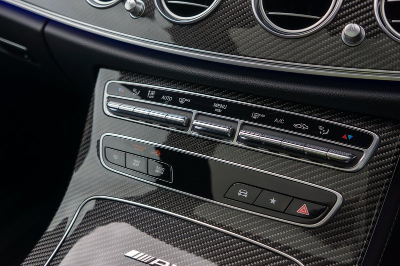 Mercedes-Benz E Class E63 V8 BiTurbo AMG S Night Edition - U1591