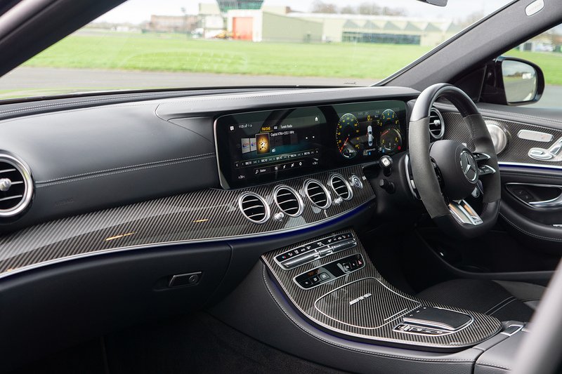 Mercedes-Benz E Class E63 V8 BiTurbo AMG S Night Edition - U1591