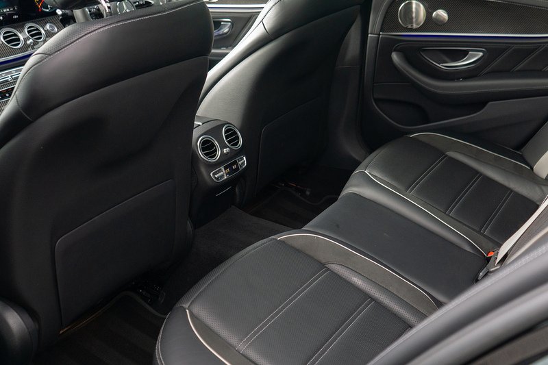 Mercedes-Benz E Class E63 V8 BiTurbo AMG S Night Edition - U1591