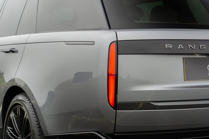 Land Rover Range Rover D350 MHEV HSE - U1596