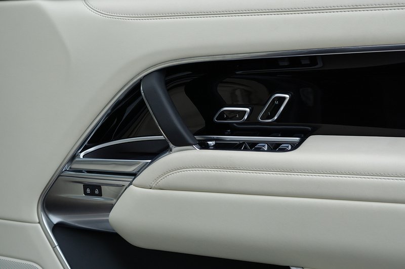 Land Rover Range Rover D350 MHEV HSE - U1596