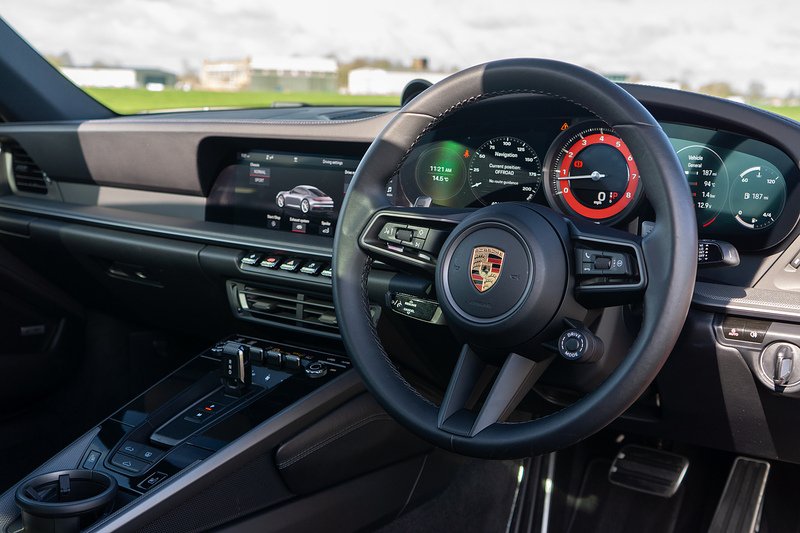 Porsche 911 T 992 Carrera 4S - U1604