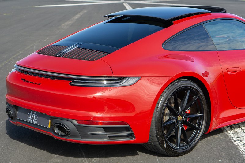 Porsche 911 T 992 Carrera 4S - U1604