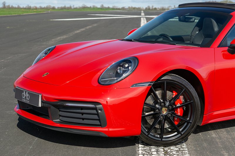 Porsche 911 T 992 Carrera 4S - U1604