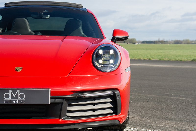 Porsche 911 T 992 Carrera 4S - U1604