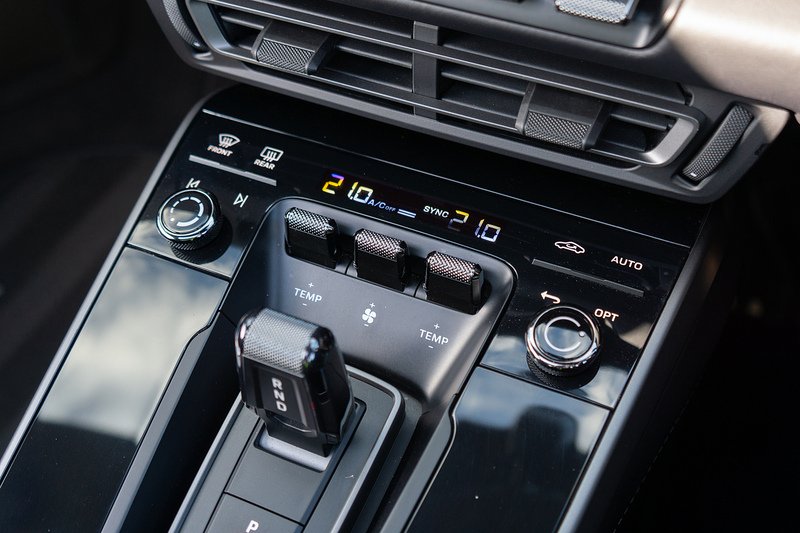 Porsche 911 T 992 Carrera 4S - U1604