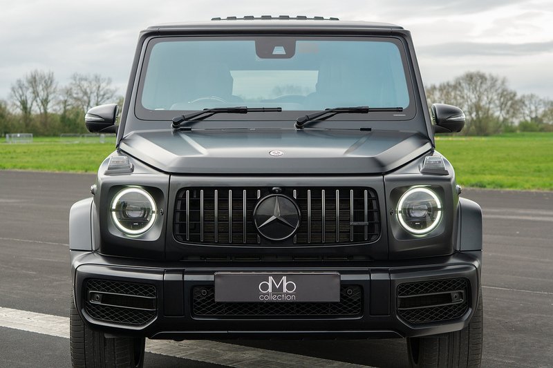 Mercedes-Benz G Class G63 V8 BiTurbo AMG Carbon Edition - U1608