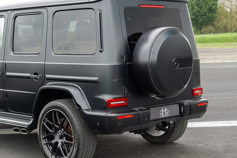 Mercedes-Benz G Class G63 V8 BiTurbo AMG Carbon Edition - U1608