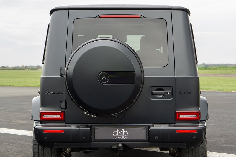 Mercedes-Benz G Class G63 V8 BiTurbo AMG Carbon Edition - U1608