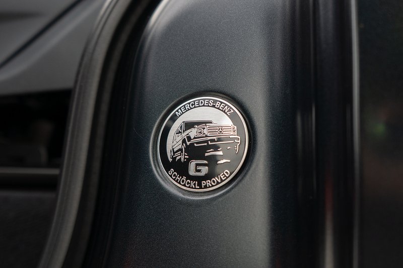Mercedes-Benz G Class G63 V8 BiTurbo AMG Carbon Edition - U1608