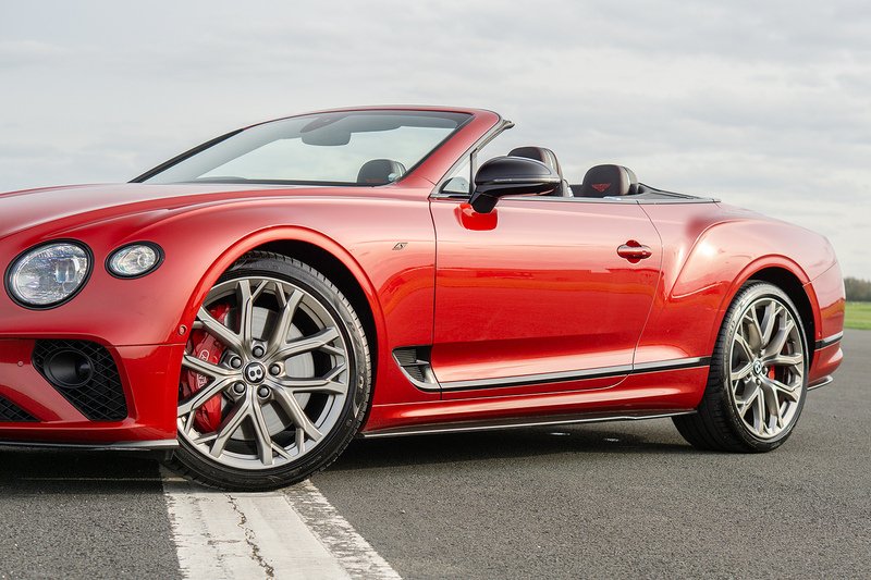 Bentley Continental GTC S - U1612
