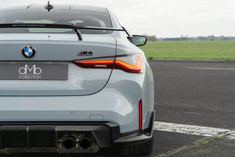 BMW M4 BiTurbo Competition - U1613