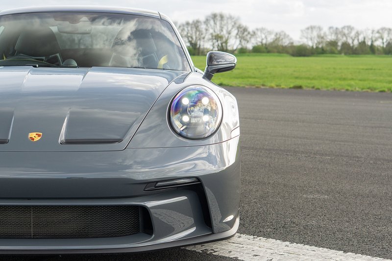 Porsche 911 992 GT3 Touring - U1617