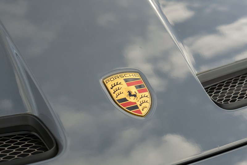 Porsche 911 992 GT3 Touring - U1617