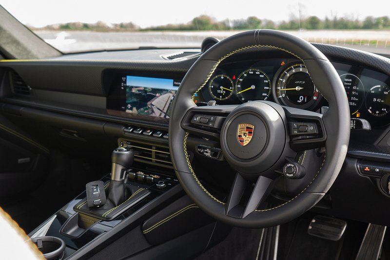 Porsche 911 992 GT3 Touring - U1617
