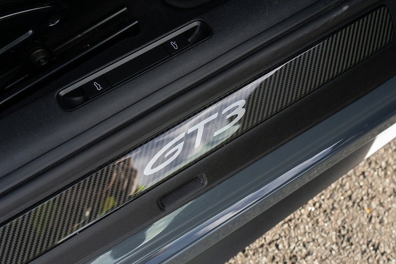 Porsche 911 992 GT3 Touring - U1617