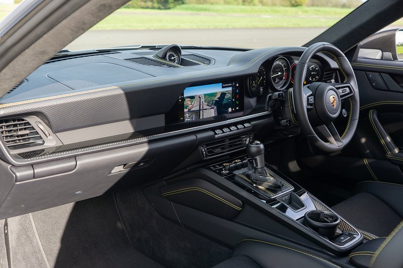 Porsche 911 992 GT3 Touring - U1617
