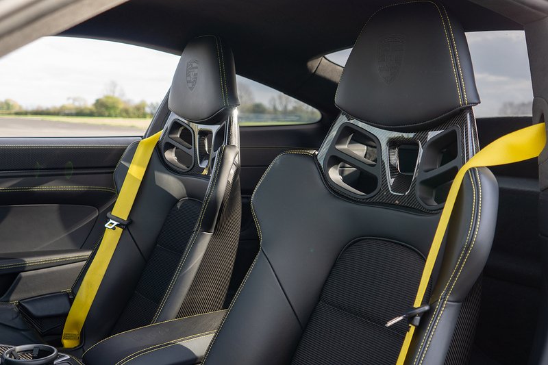 Porsche 911 992 GT3 Touring - U1617