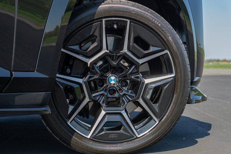 BMW XM 50e - U1620