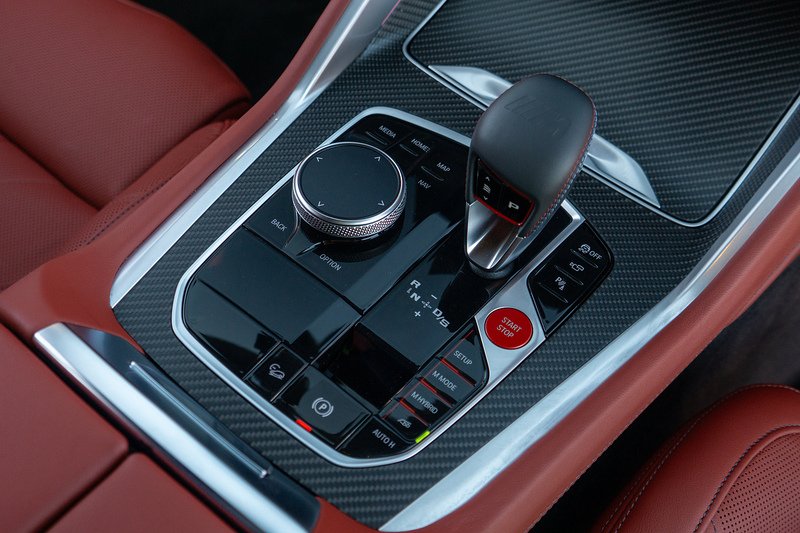 BMW XM 50e - U1620