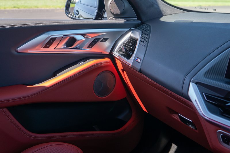 BMW XM 50e - U1620