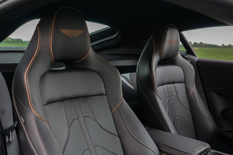 Aston Martin Vantage V8 - U1623
