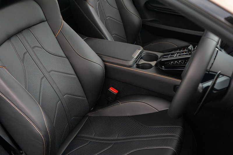Aston Martin Vantage V8 - U1623
