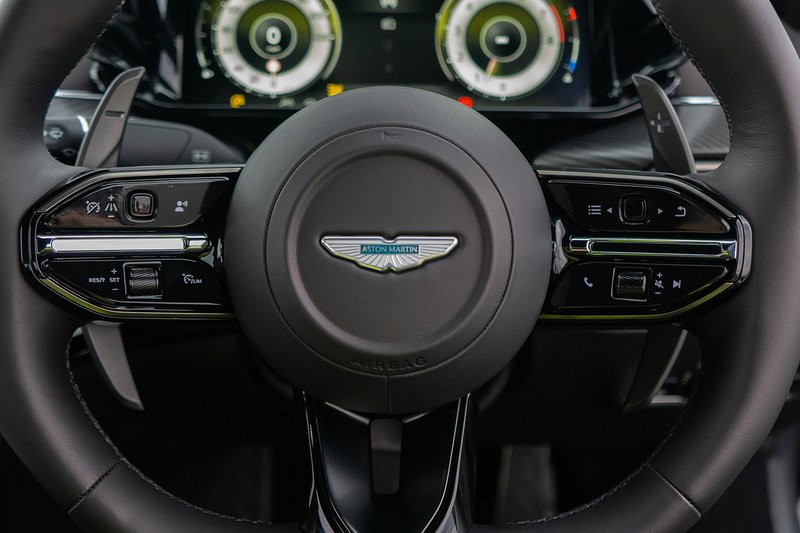 Aston Martin Vantage V8 - U1623