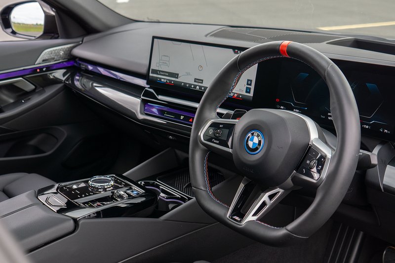 BMW i5 M60 - U1627