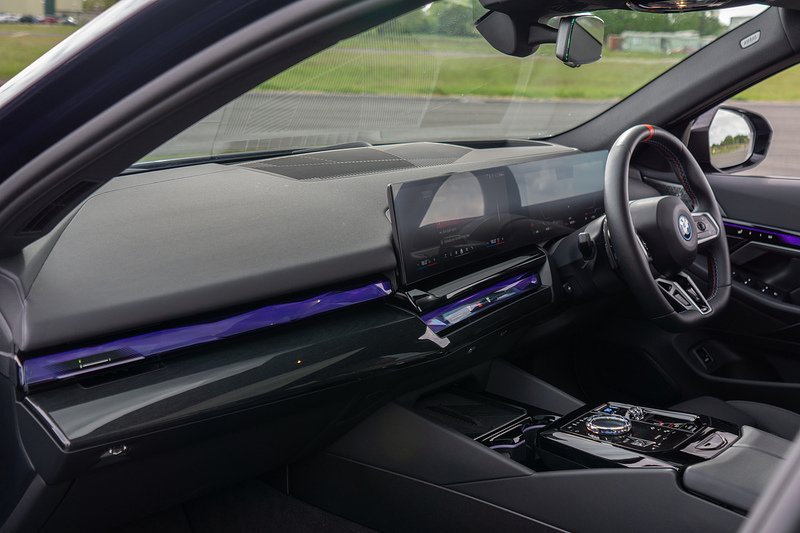 BMW i5 M60 - U1627