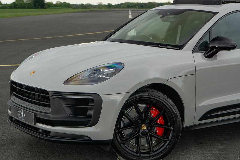 Porsche Macan T V6 GTS - U1628