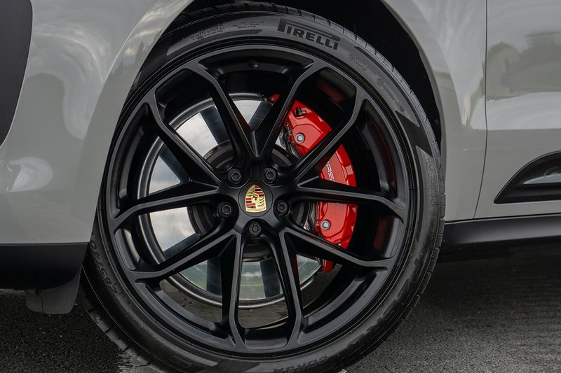 Porsche Macan T V6 GTS - U1628