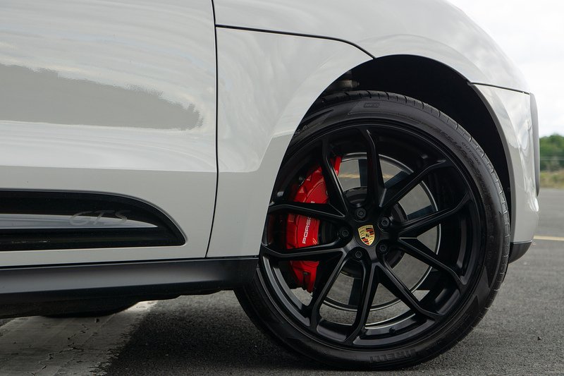 Porsche Macan T V6 GTS - U1628