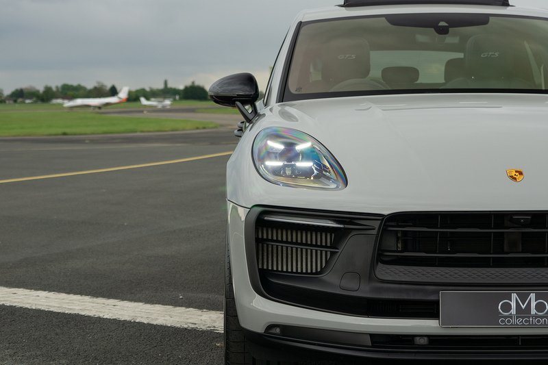 Porsche Macan T V6 GTS - U1628