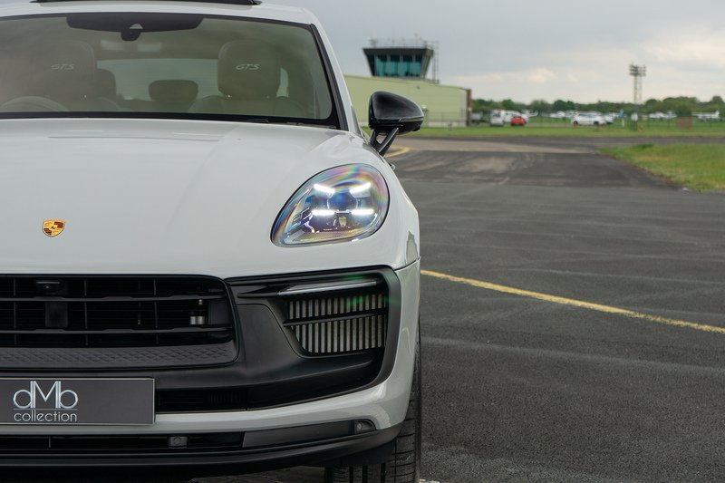 Porsche Macan T V6 GTS - U1628