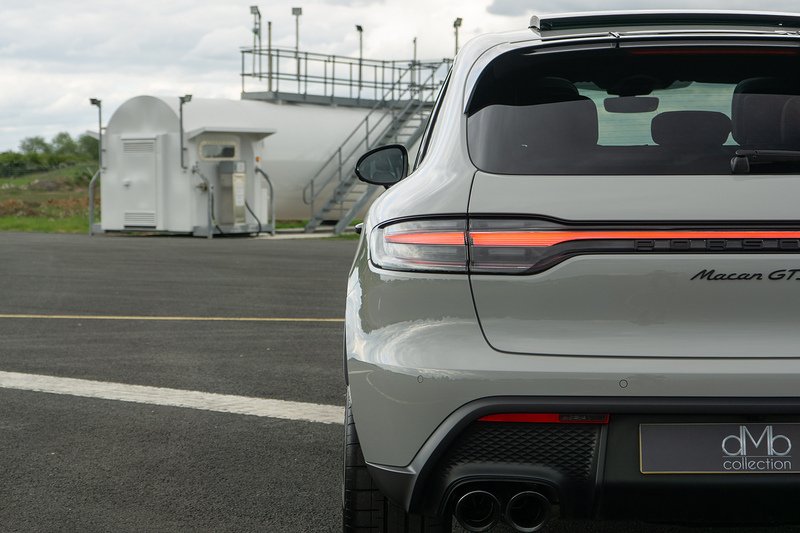 Porsche Macan T V6 GTS - U1628