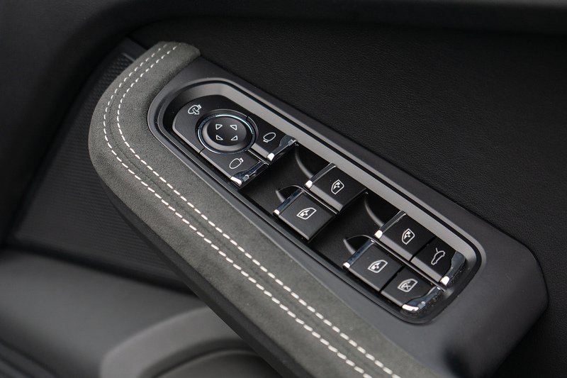Porsche Macan T V6 GTS - U1628