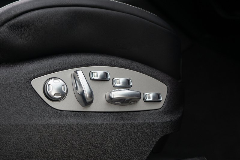 Porsche Macan T V6 GTS - U1628