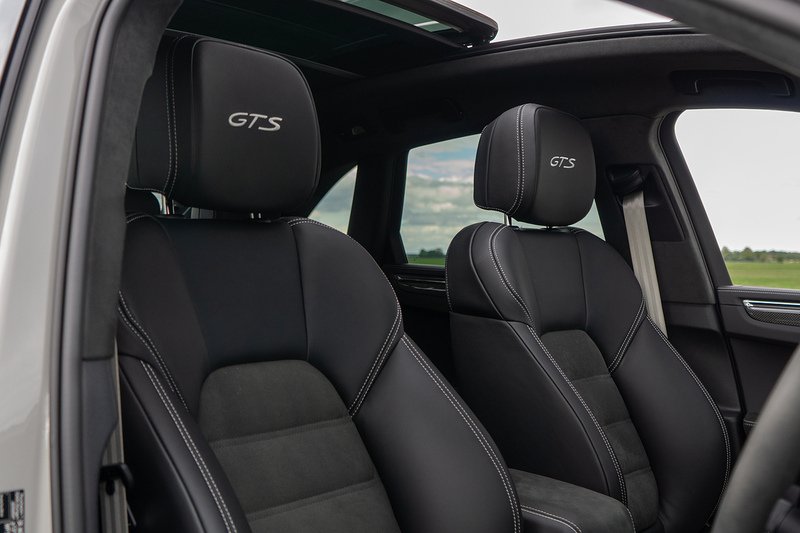 Porsche Macan T V6 GTS - U1628