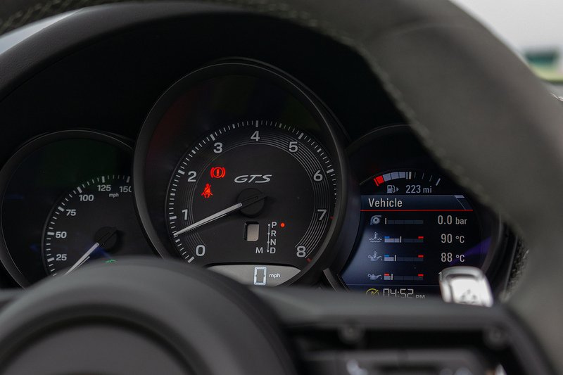 Porsche Macan T V6 GTS - U1628