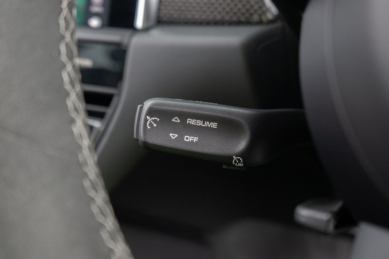 Porsche Macan T V6 GTS - U1628