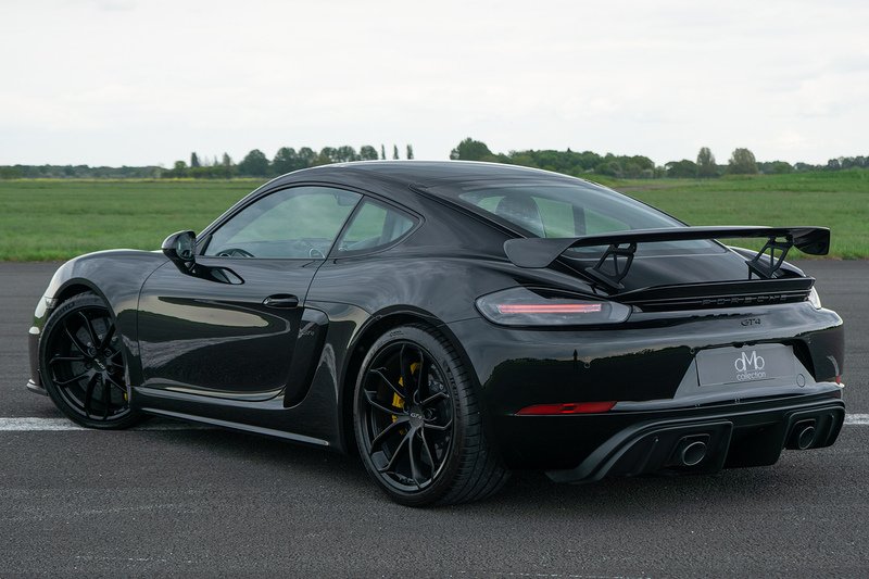 Porsche 718 Cayman GT4 - U1629
