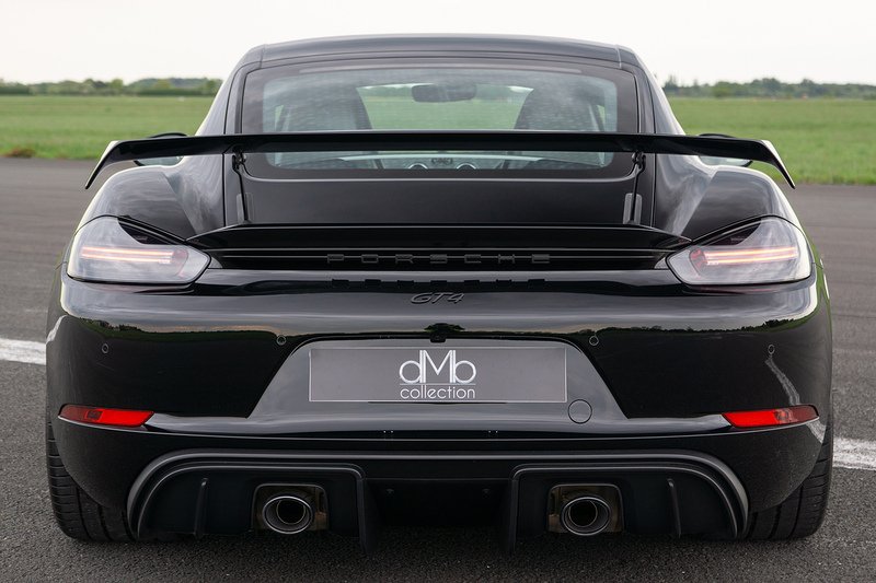 Porsche 718 Cayman GT4 - U1629