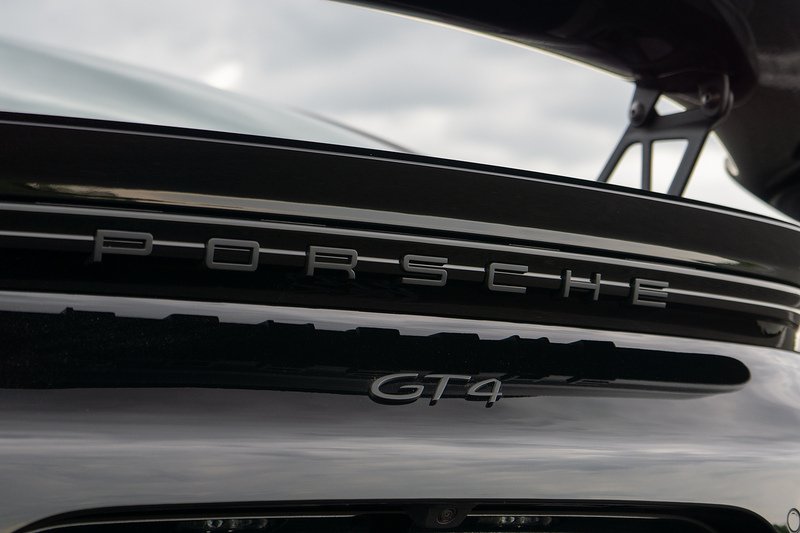Porsche 718 Cayman GT4 - U1629
