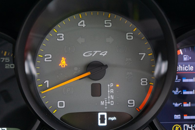 Porsche 718 Cayman GT4 - U1629