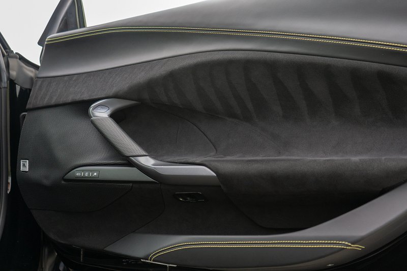 Ferrari 296 GTB T V6 - U1632